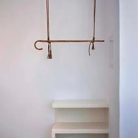 Apartment 28 Maragkas