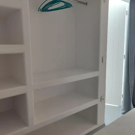 Apartment 28